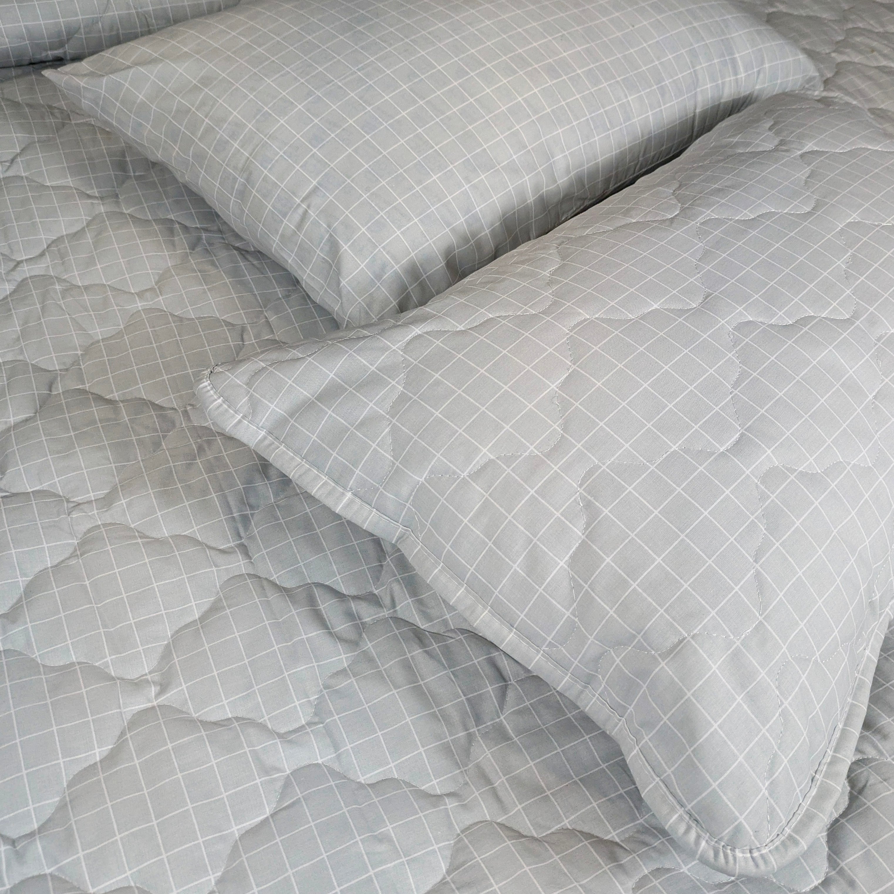 Classic Diamond Comforter Set - CSF109