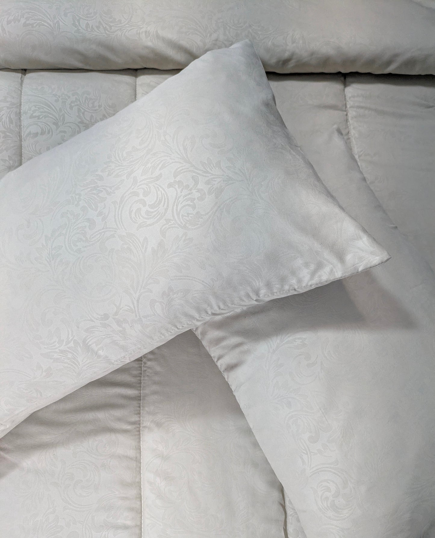 Soft Serene Luxury Duvet Set - LDS07