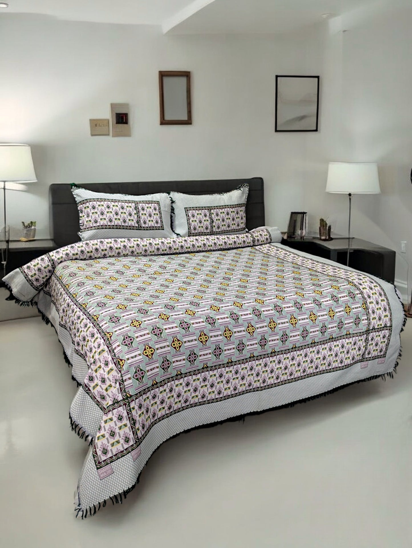 Mellow Meadow Double Bedsheet - Gt31