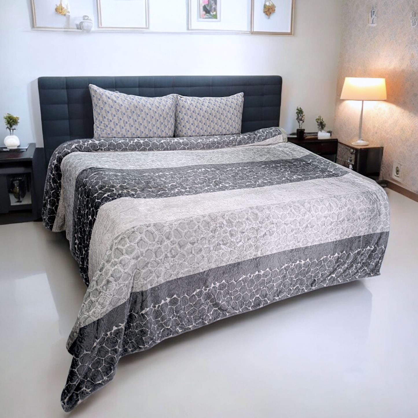 Monochrome Magic Double Bed Fleece - Fd-37