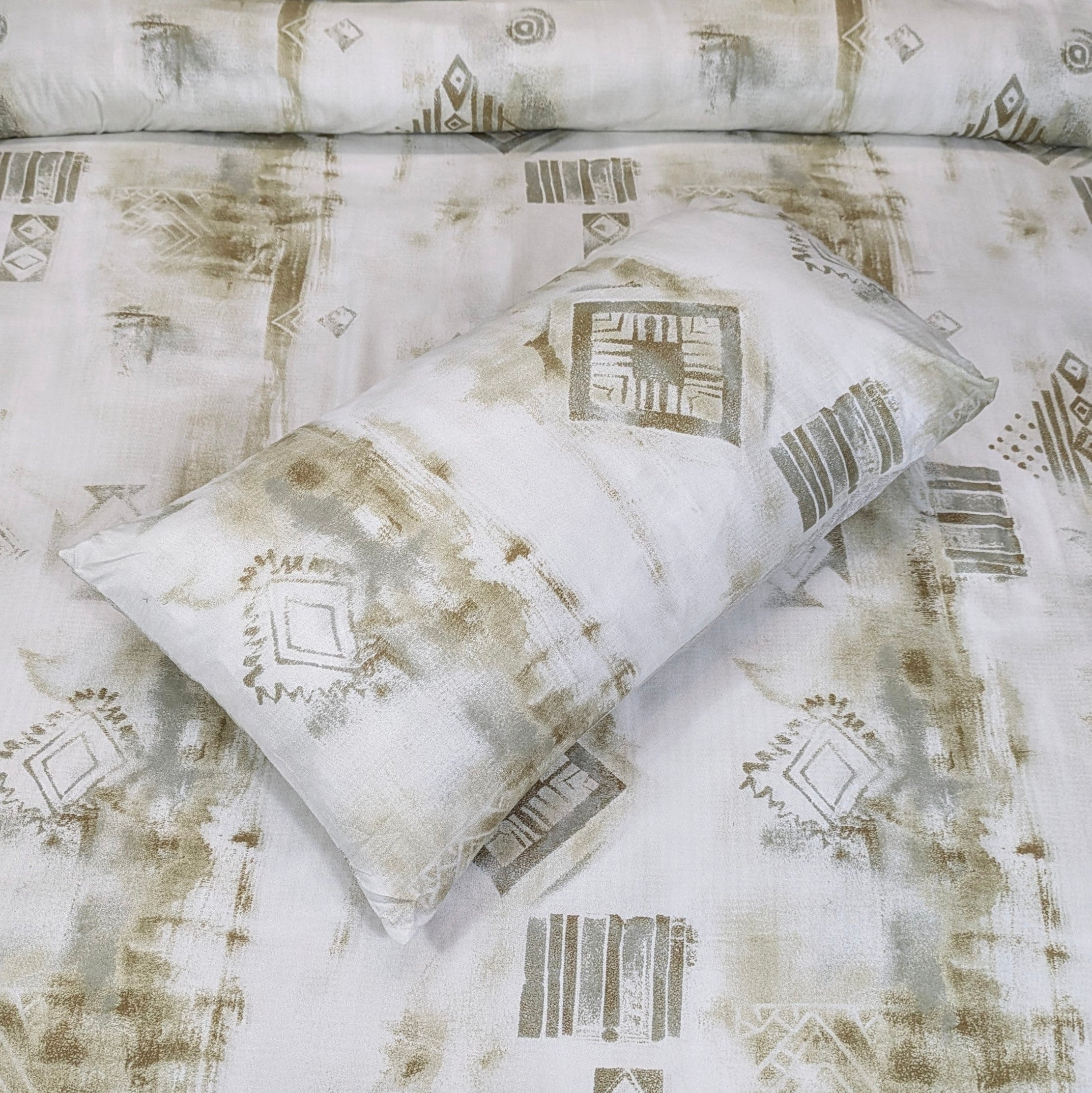 Dekoracy Double Bedsheet 3 pc