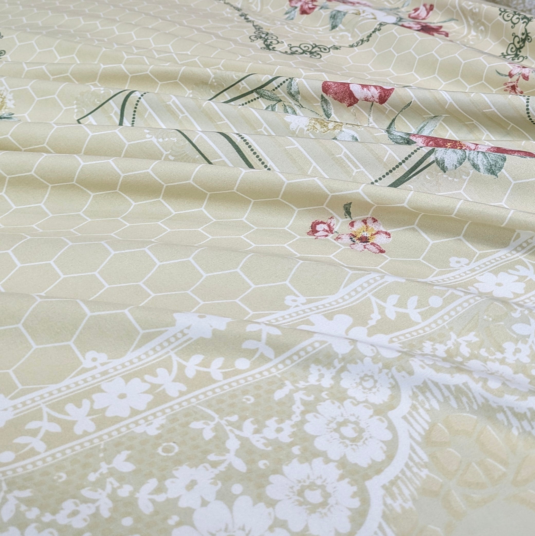 Dekoracy Double Bedsheet 3 pc