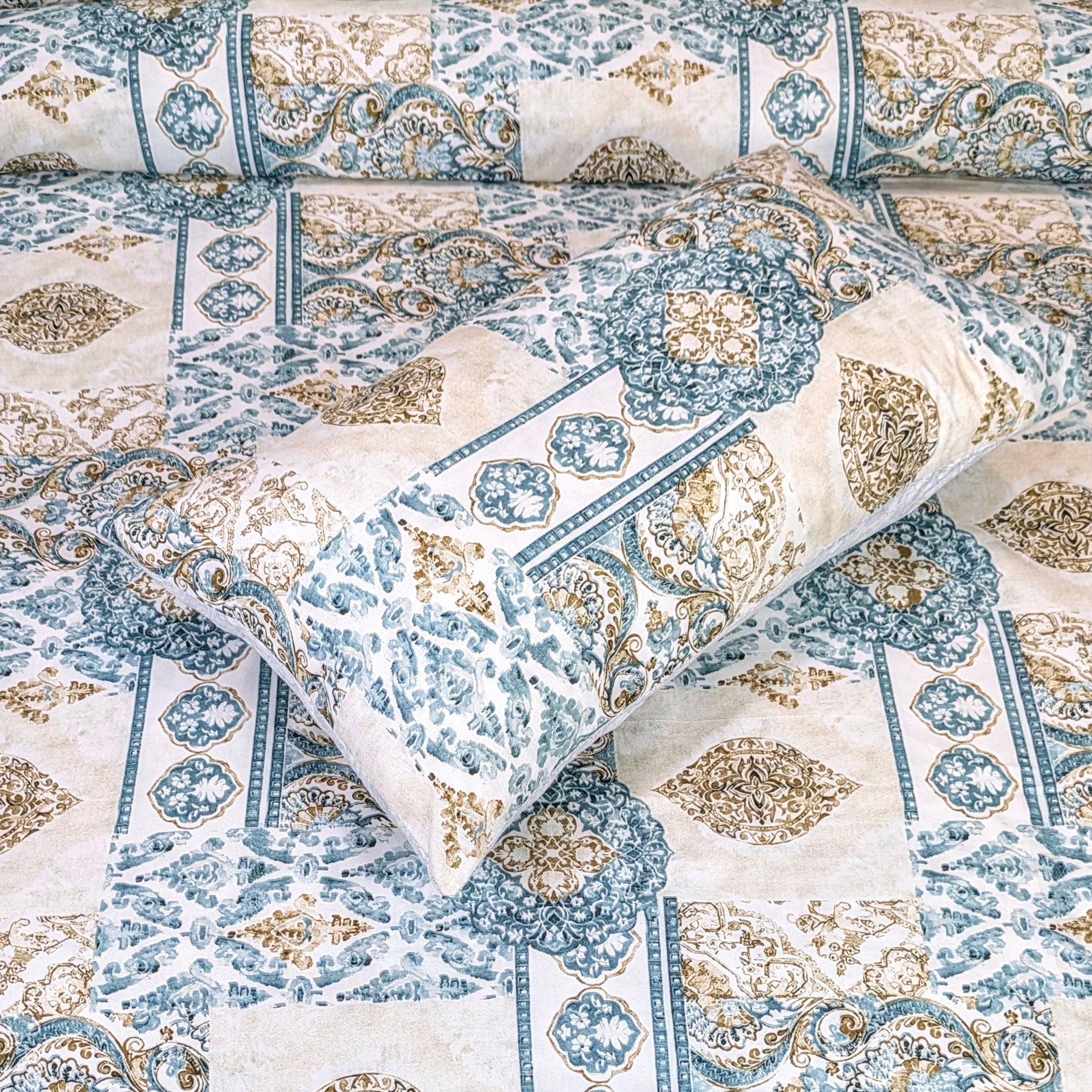 Dekoracy Double Bedsheet 3 pc